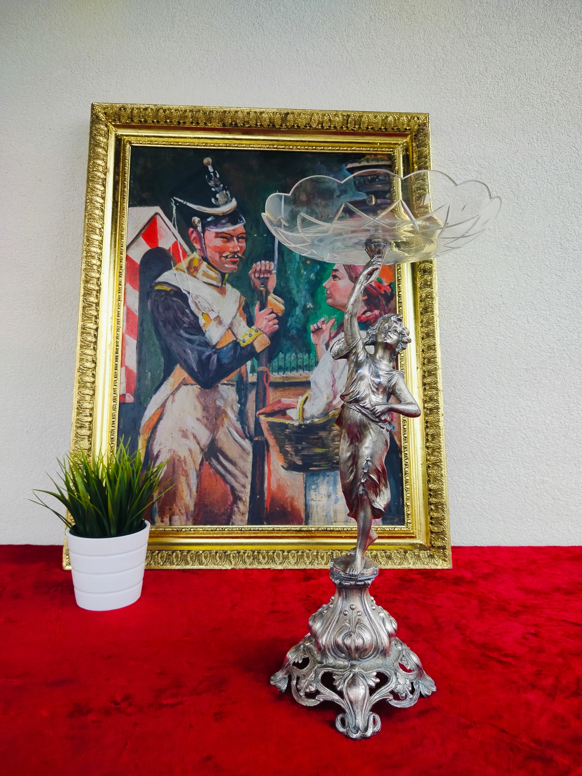 Stara wysoka piekna figuralna patera secesja