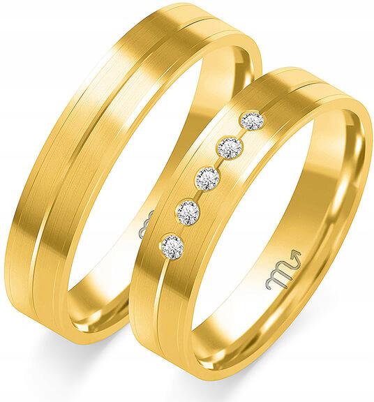 Zlatý snubní prsten s diamantem 585, velikost 8 9 10, elegantní lesklý model