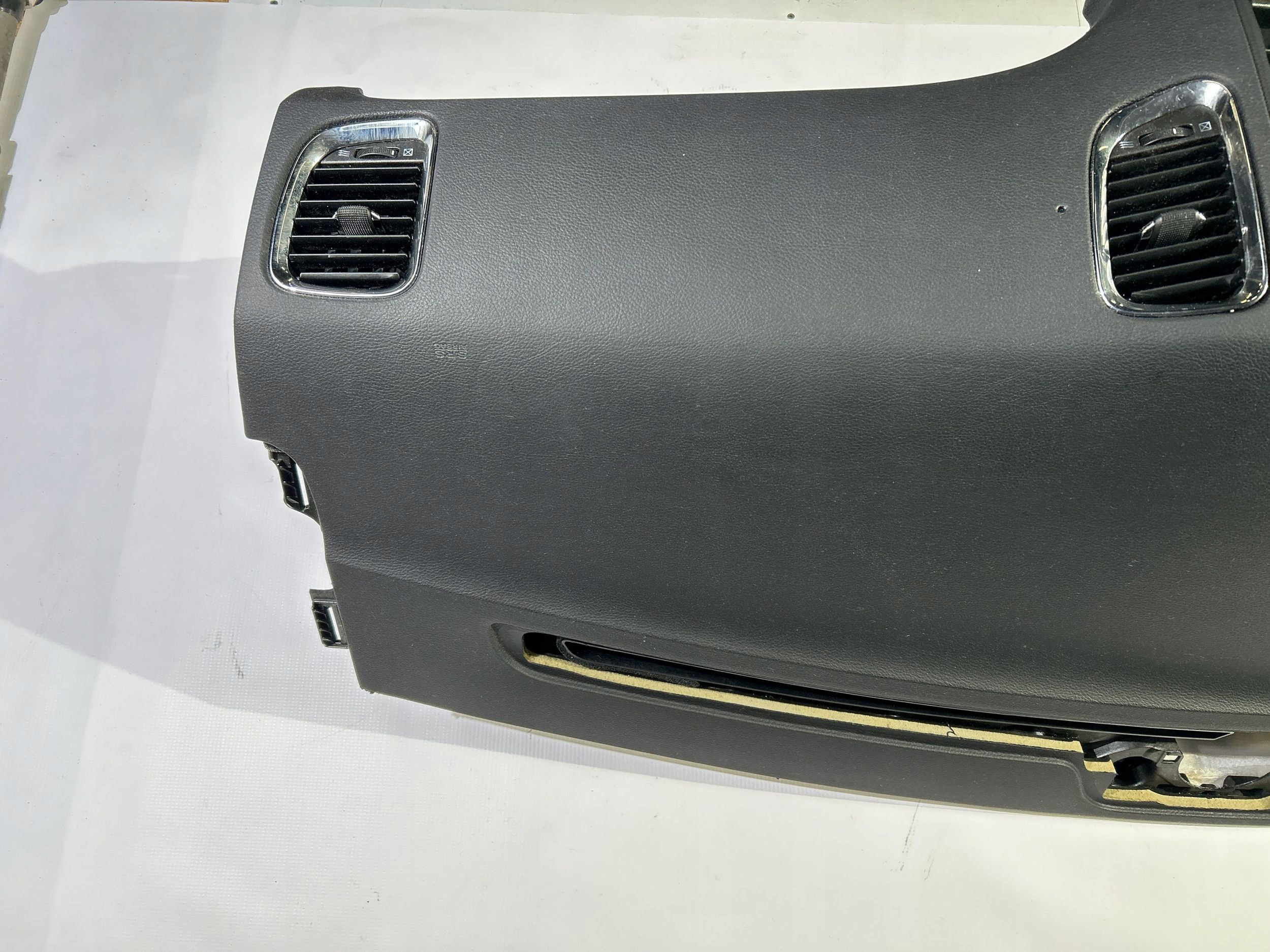 dashboard instrument panel console airbag powietrzna airbag Dodge Durango 2016