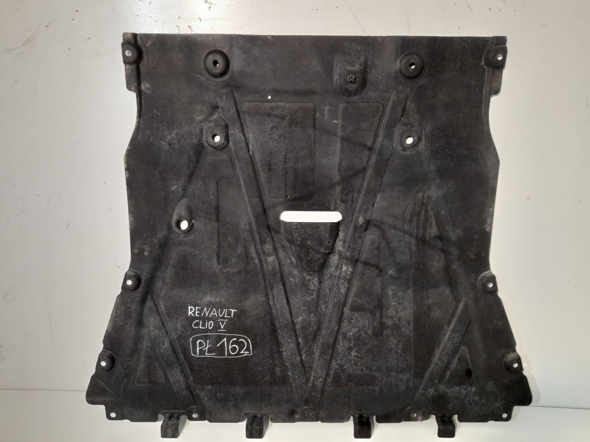 RENAULT CLIO V cover lower cover below engine 758901873R (PL162)