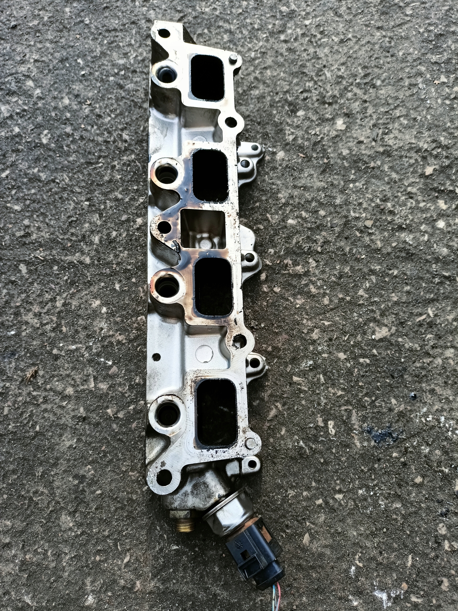 intake manifold VW AUDI SKODA 1.4 TSI 03C906051H