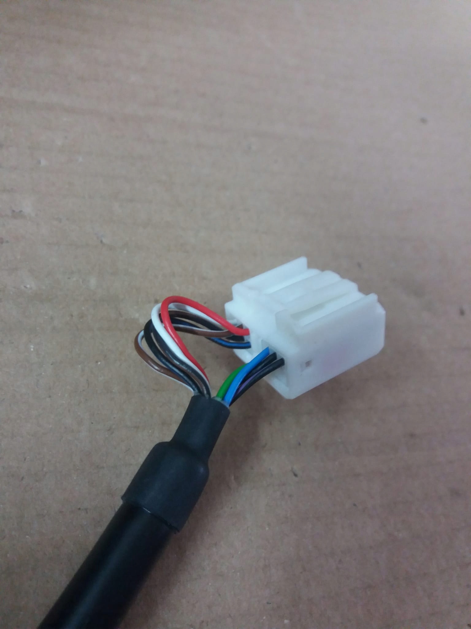 TOYOTA YARIS IV PRAWE SKŁADANE ASYSTENT 9 PIN EU Wersja Europejska