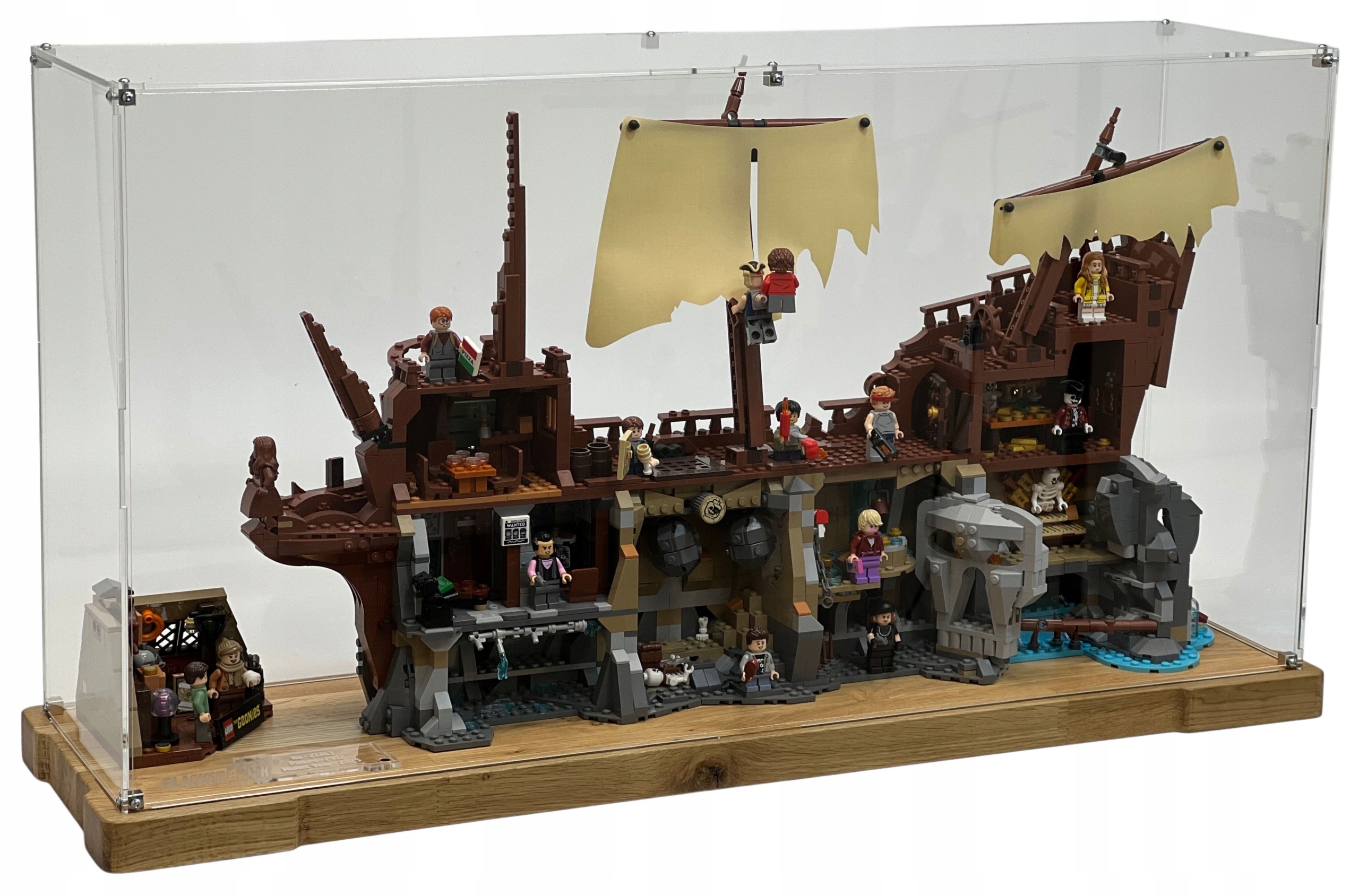Vitrína Wood Blacked Brick pre Lego 21363 Icons Goonies