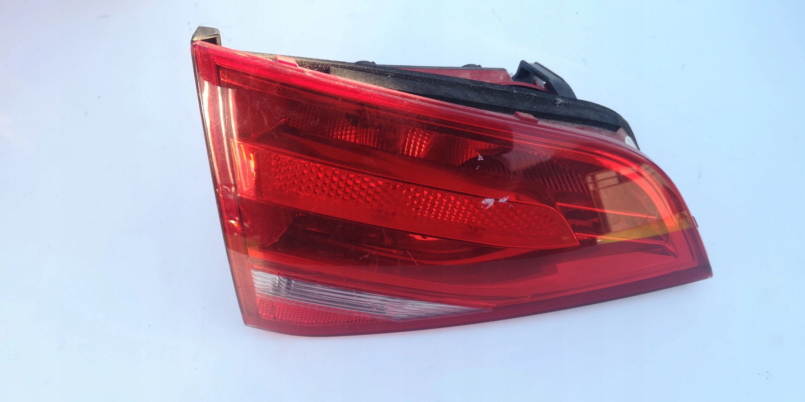 AUDI A4 B8 light rear right left 8K5945093E