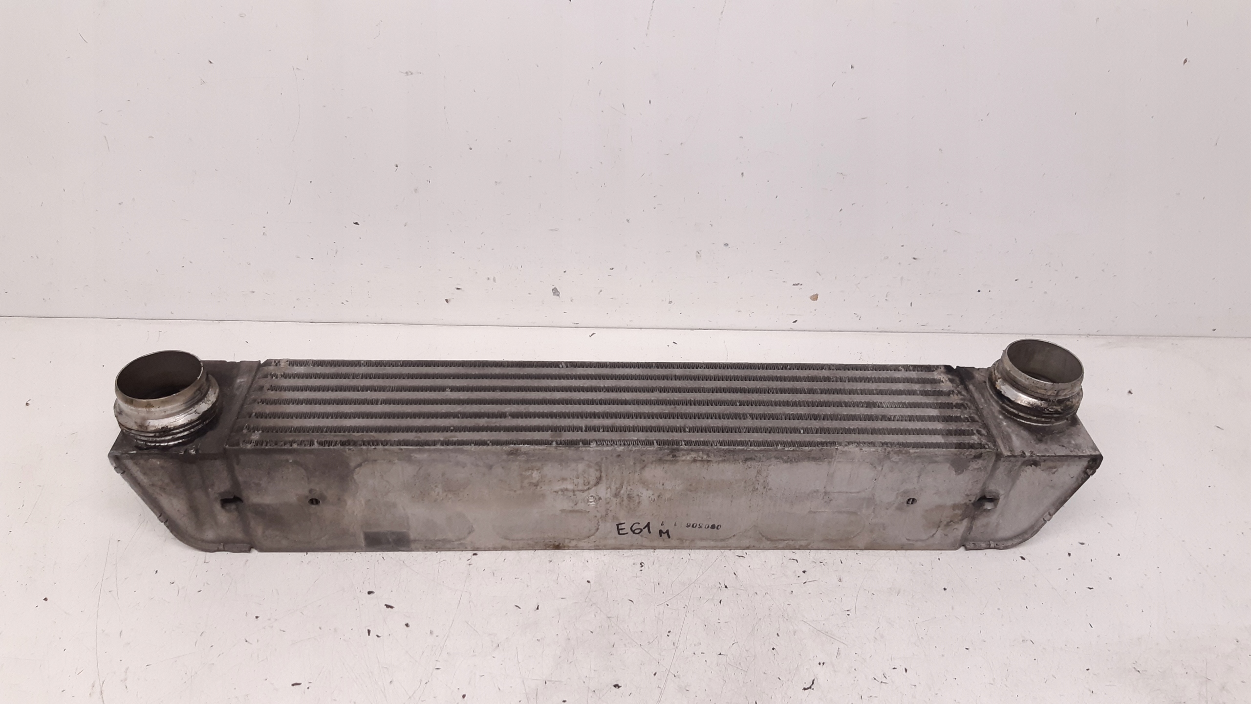 Kühler intercooler BMW E61