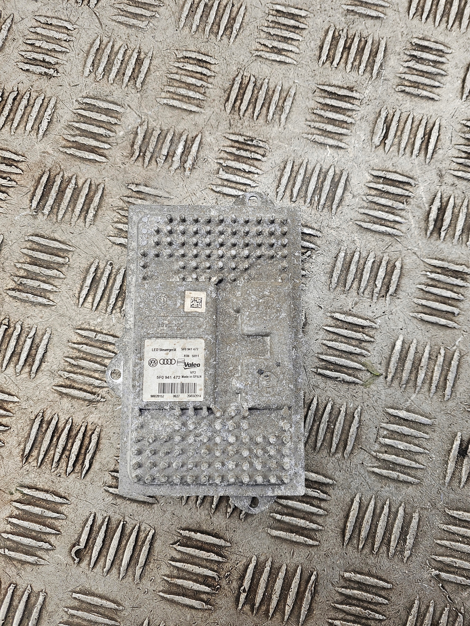 module control unit lights LED 5F0941472 original SEAT LEON III