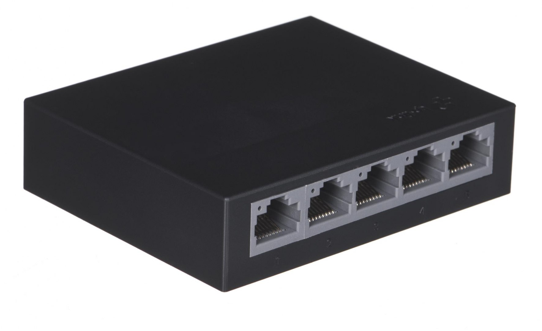 TP-Link TL-SG1005P Stolní switch s 5 gigabitovými porty, 4 porty mají PoE