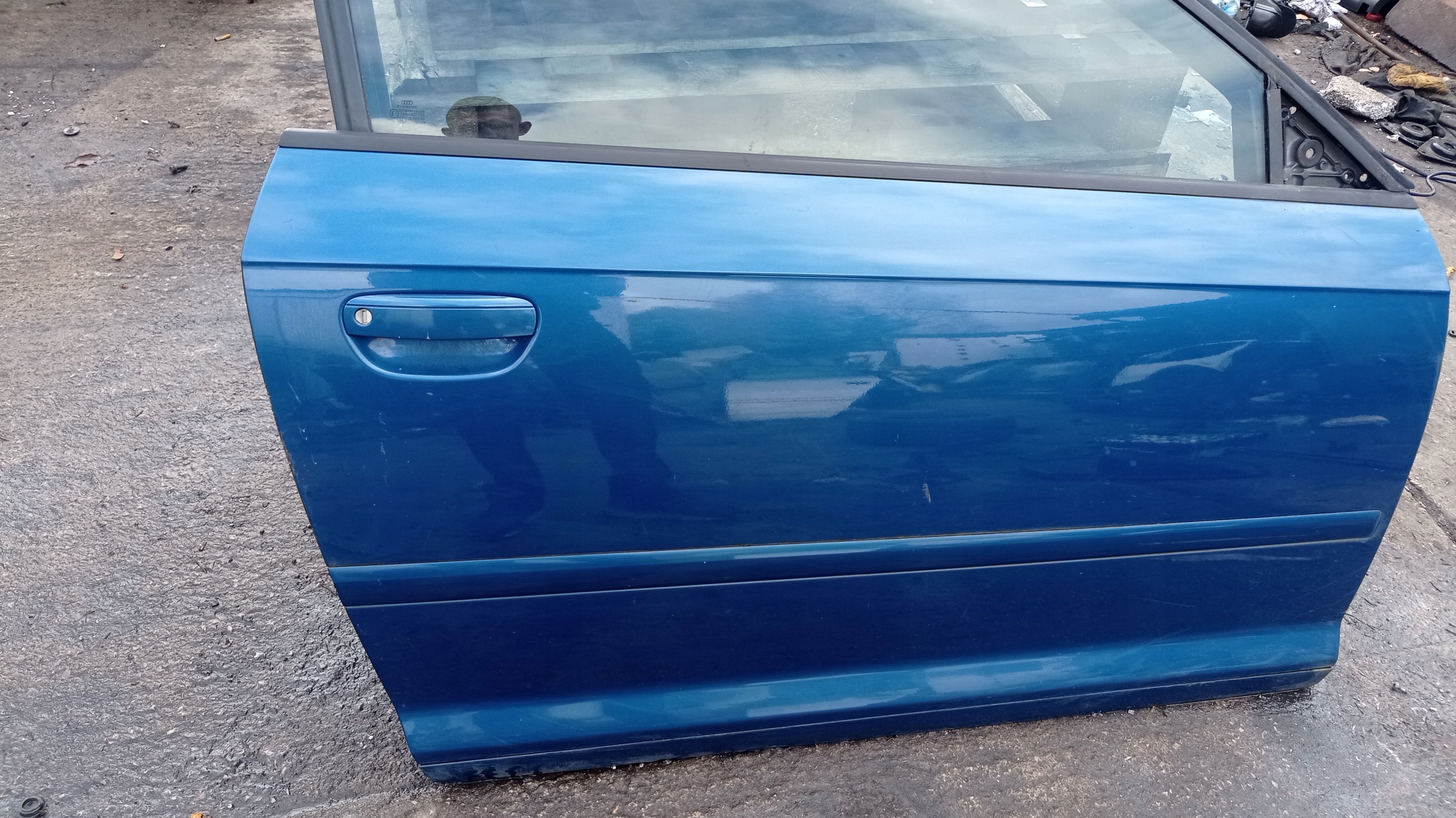 door right front Audi a3 8p lx5V 3D