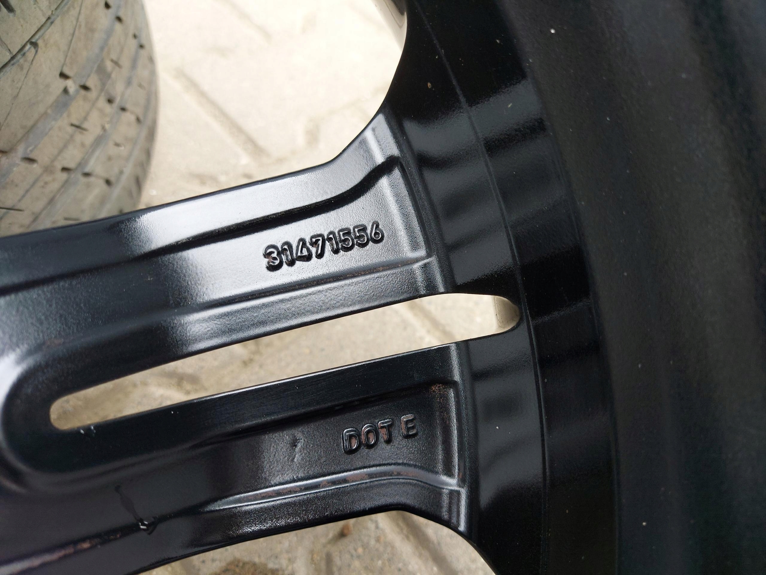 VOLVO XC40 wheels disc 235/50R19 7,5x19H2 4mm