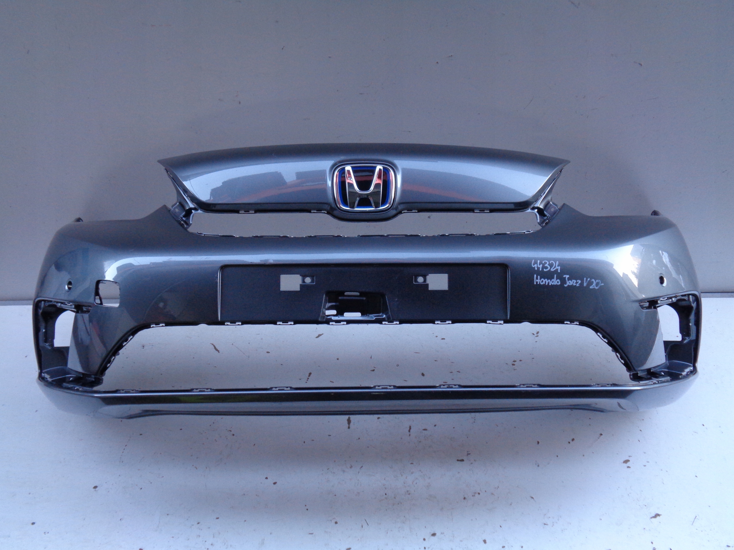 front bumper HONDA JAZZ V 20- NR 44324