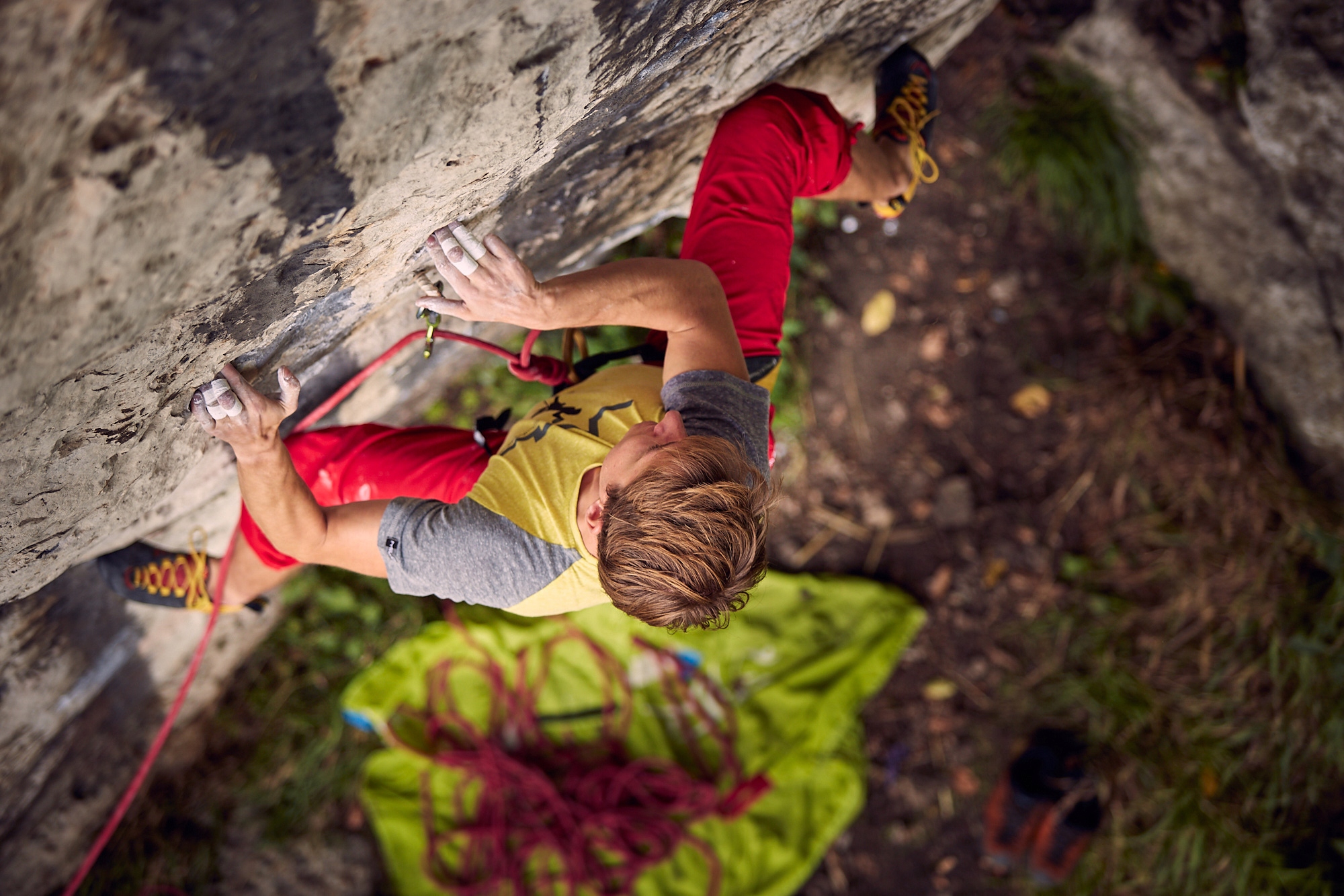 Spodnie wspinaczkowe MILO Jesel RED rozm. L EAN (GTIN) 5906453325736