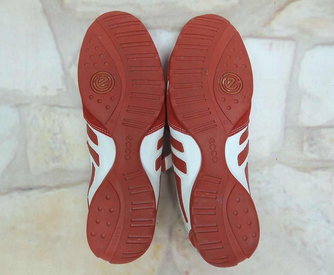 ECCO BUTY SPORTOWE SKÓRA 41 Długość wkładki 27 cm