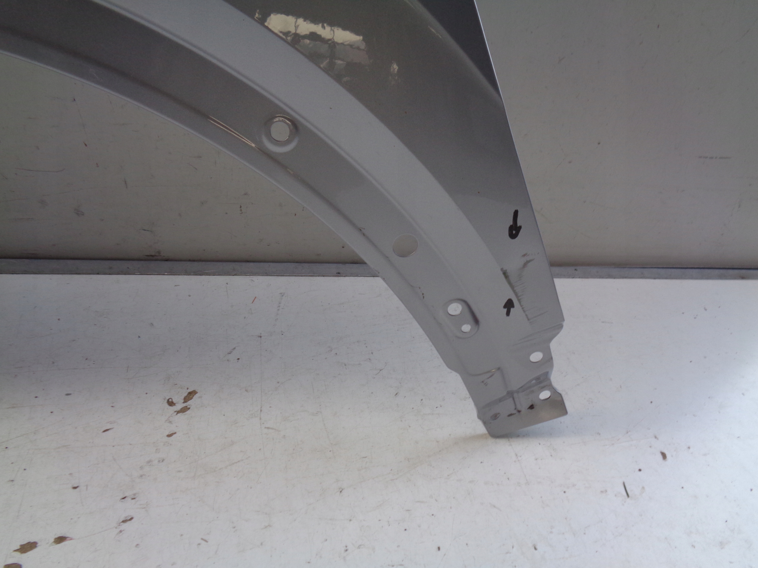 fender left front AUDI Q2 81A 16- NR 43394