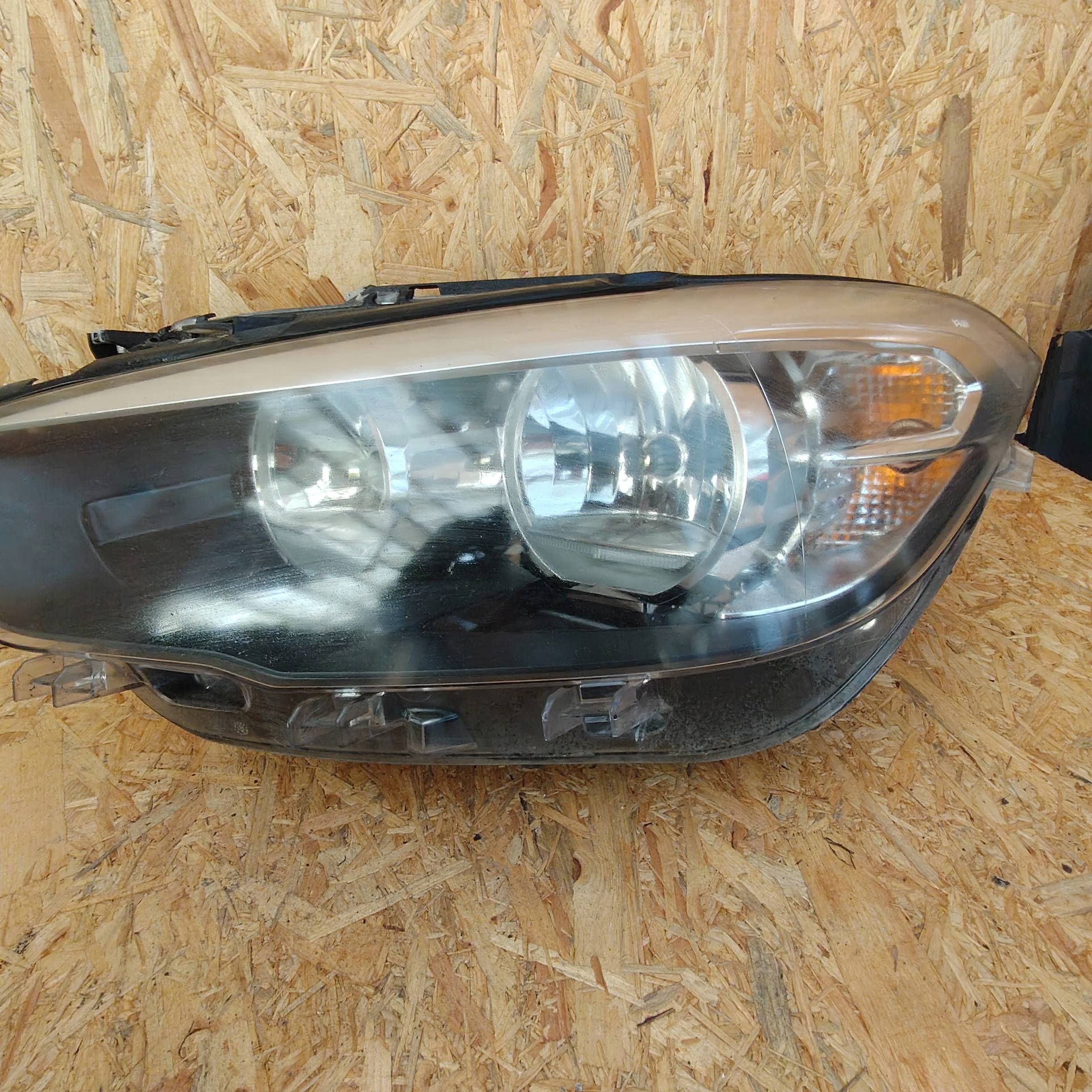 BMW 1 F20 F21 2018 front side left light front LCI