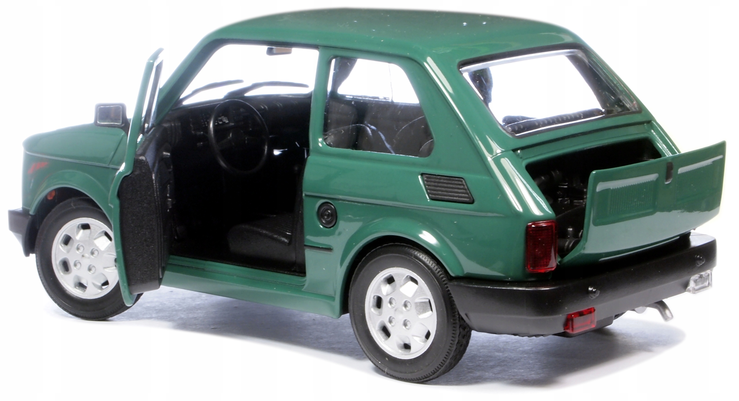 

Welly Metalowy Model Fiat 126p Maluch Kaszlak Prl