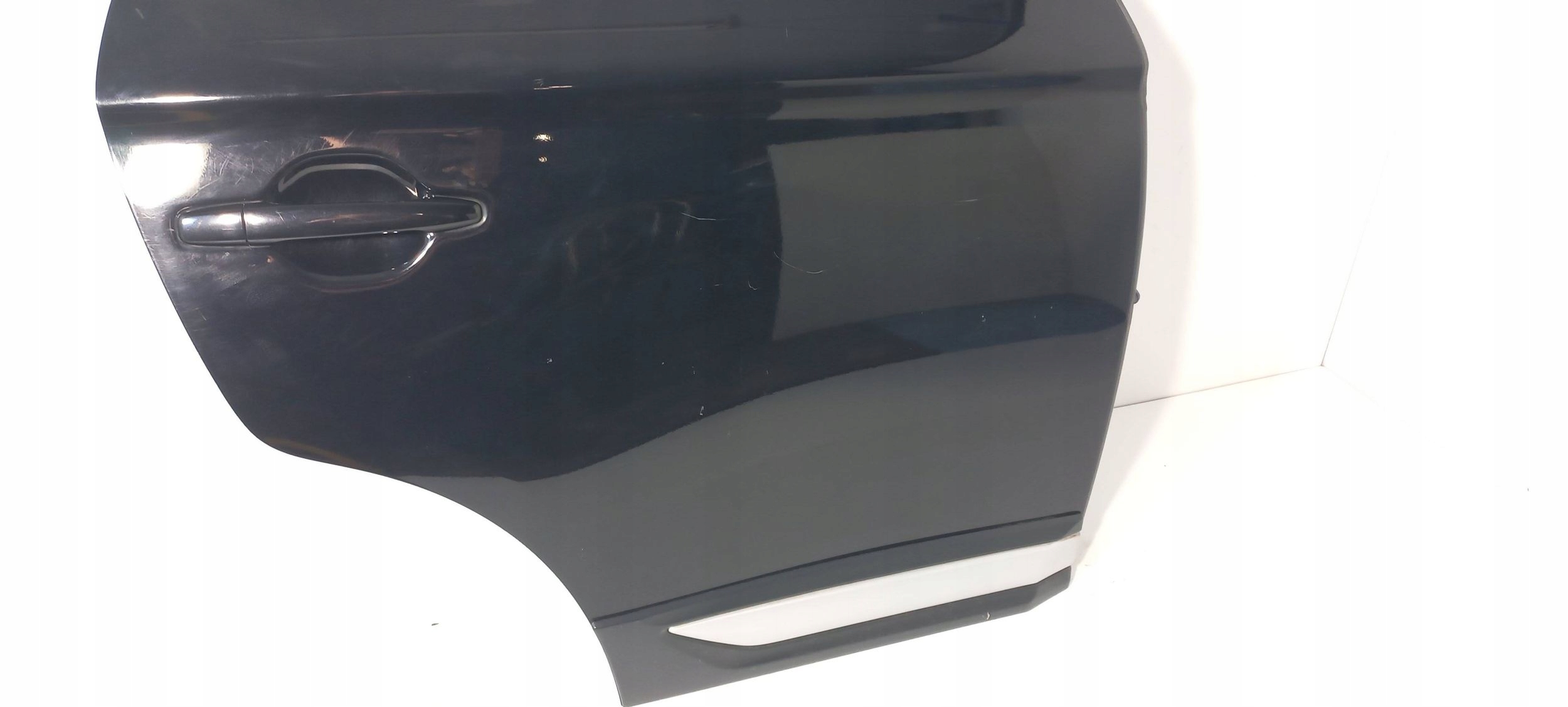 Mitsubishi Outlander Tür hinten