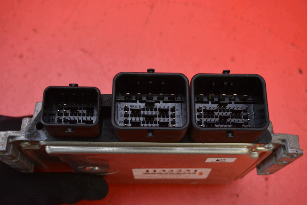 control unit computer of the engine 9675495080 CITROEN C4 PICASSO 1.6 16V 120 KM