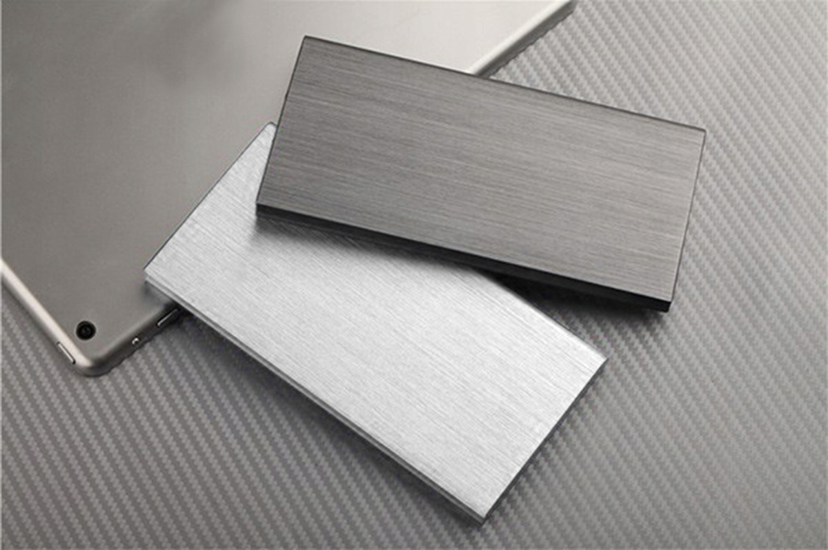 POWERBANK POWER BANK POJEMNY ŁADOWARKA 20000mAh USB MICRO-USB + LED US13B Marka Aptel