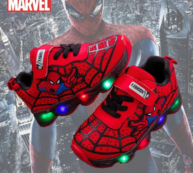 Świecące buty LED r. 30 dziecięce spiderman