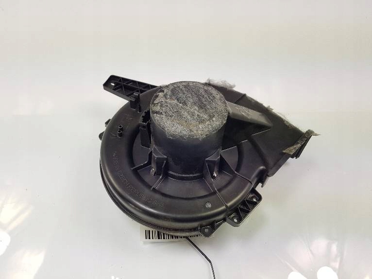 heating fan cab 6R1819015 SKODA RAPID 2016R