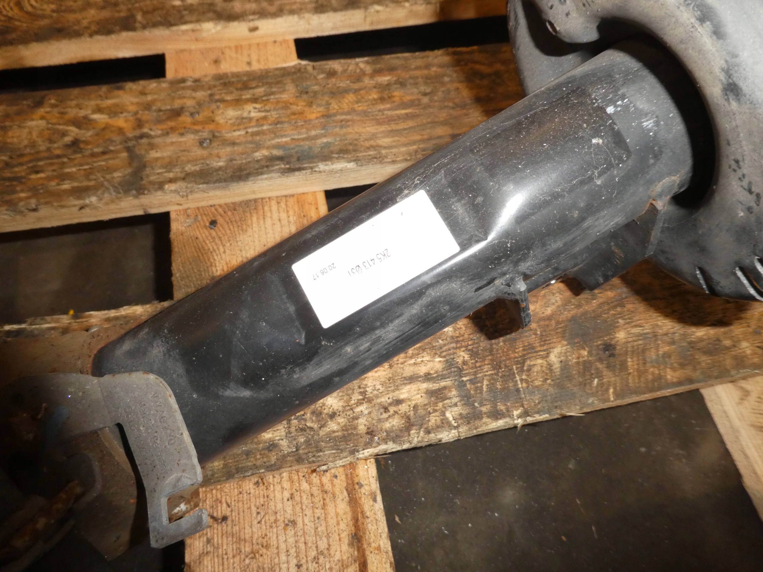 swing McPherson front VW CADDY IV 2K5413031