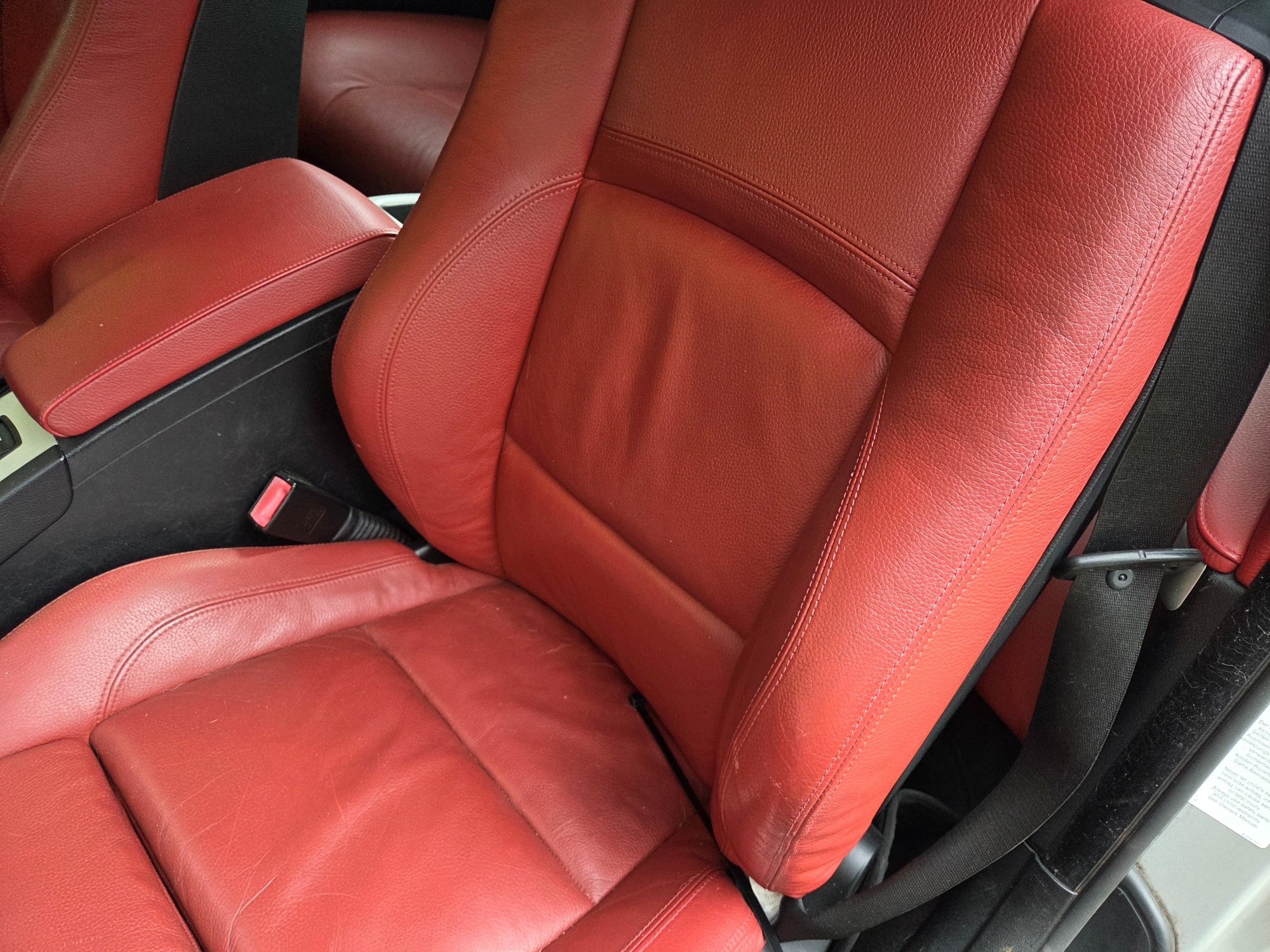 sedačky bočné BMW E93 M PAKIET