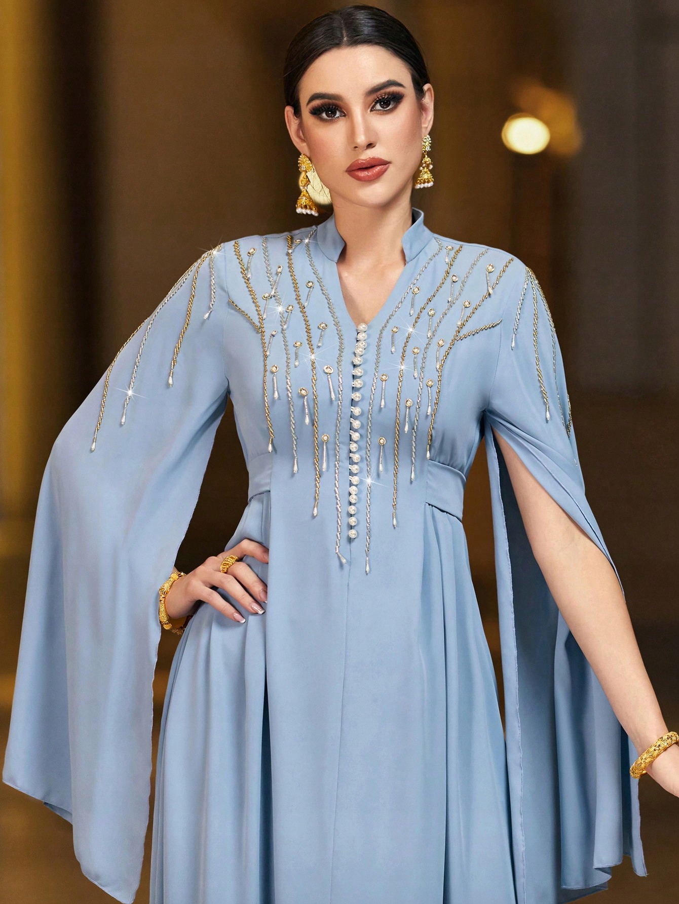 Šaty Maxi S Pláštěnkovými Rukávy, Zdobené Perlami A Korálky, Velikost XL 42