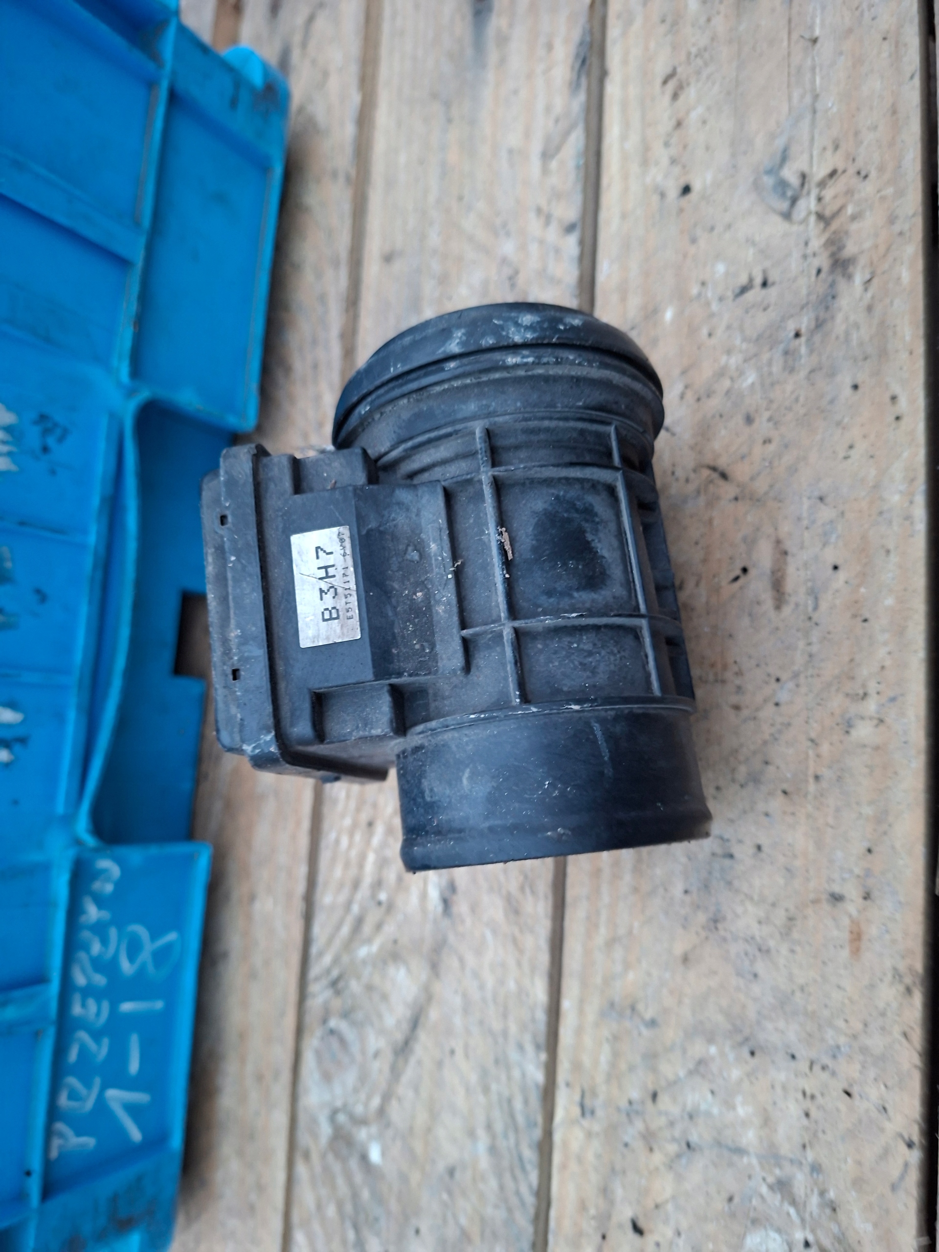 flow meter MAZDA E5T51171 6Y07 B3H7