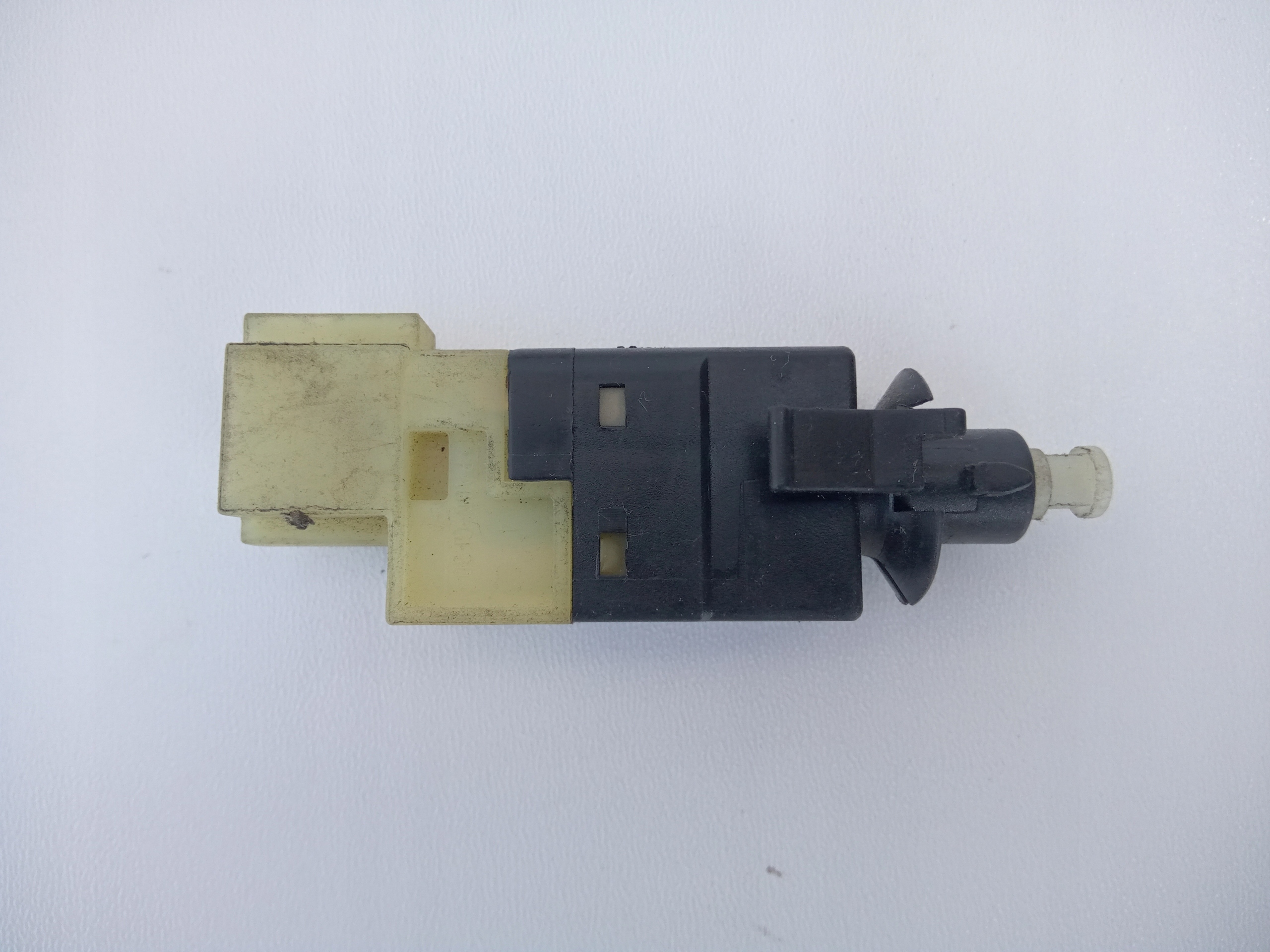 CZUJNIK ŚWIATŁA STOP MERCEDES SPRINTER 906 Typ samochodu Samochody osobowe