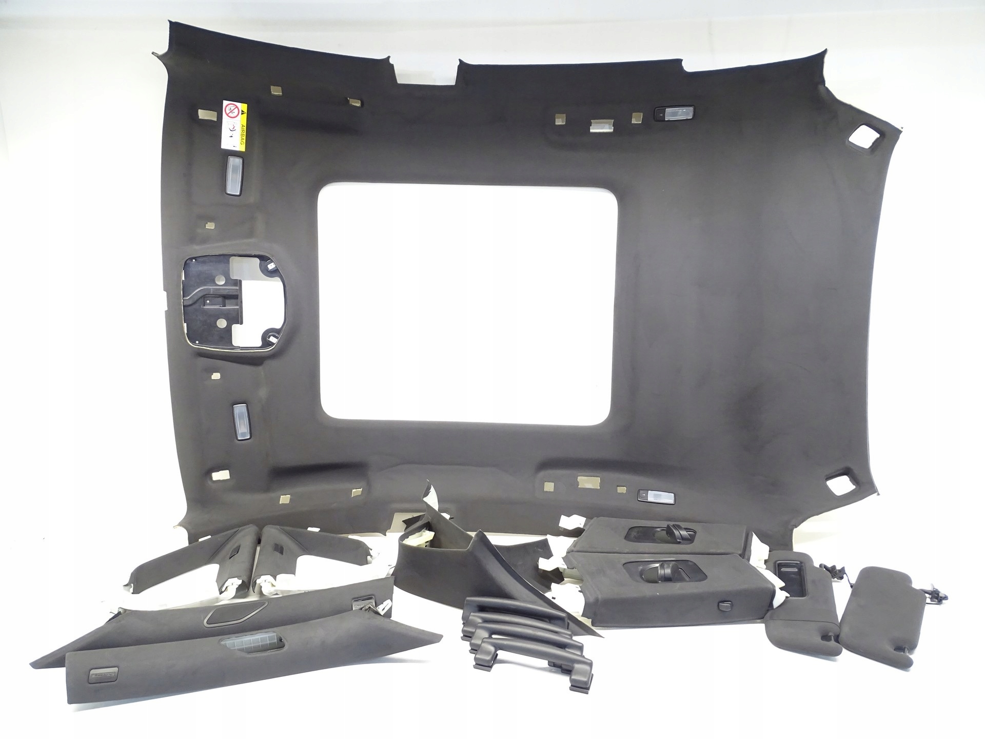 KPL CIELO INTERNO tetto nero PANORAMA MASERATI LEVANTE