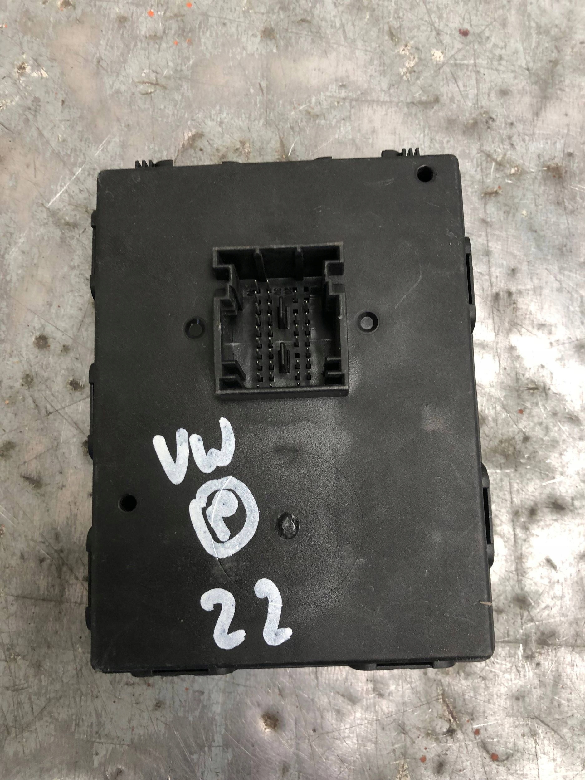 module control unit KESSY KEYLESS VW SKODA AUDI 3Q0959435N