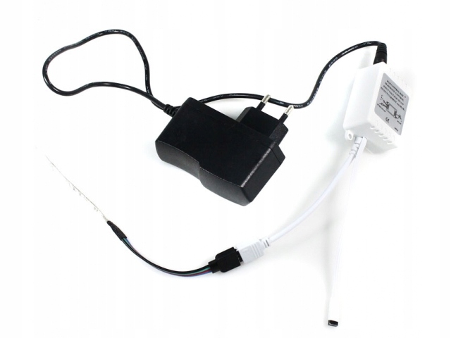 TAŚMA LED SMD WODOODPORNA 5M RGB KOLOROWA + PILOT Moc 24 W