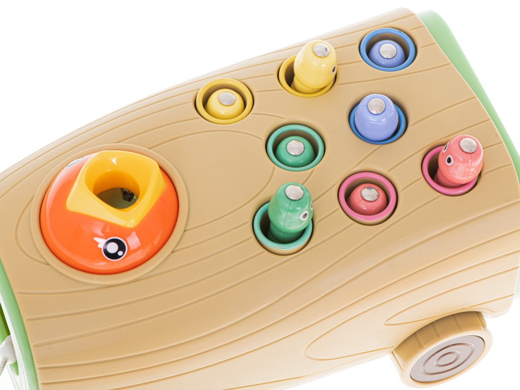 GRA MAGNETYCZNA NAKARM PTASZKA MONTESSORI LED GŁODNY DZIĘCIOŁ ZŁAP ROBACZKA Wiek dziecka 3 lata +