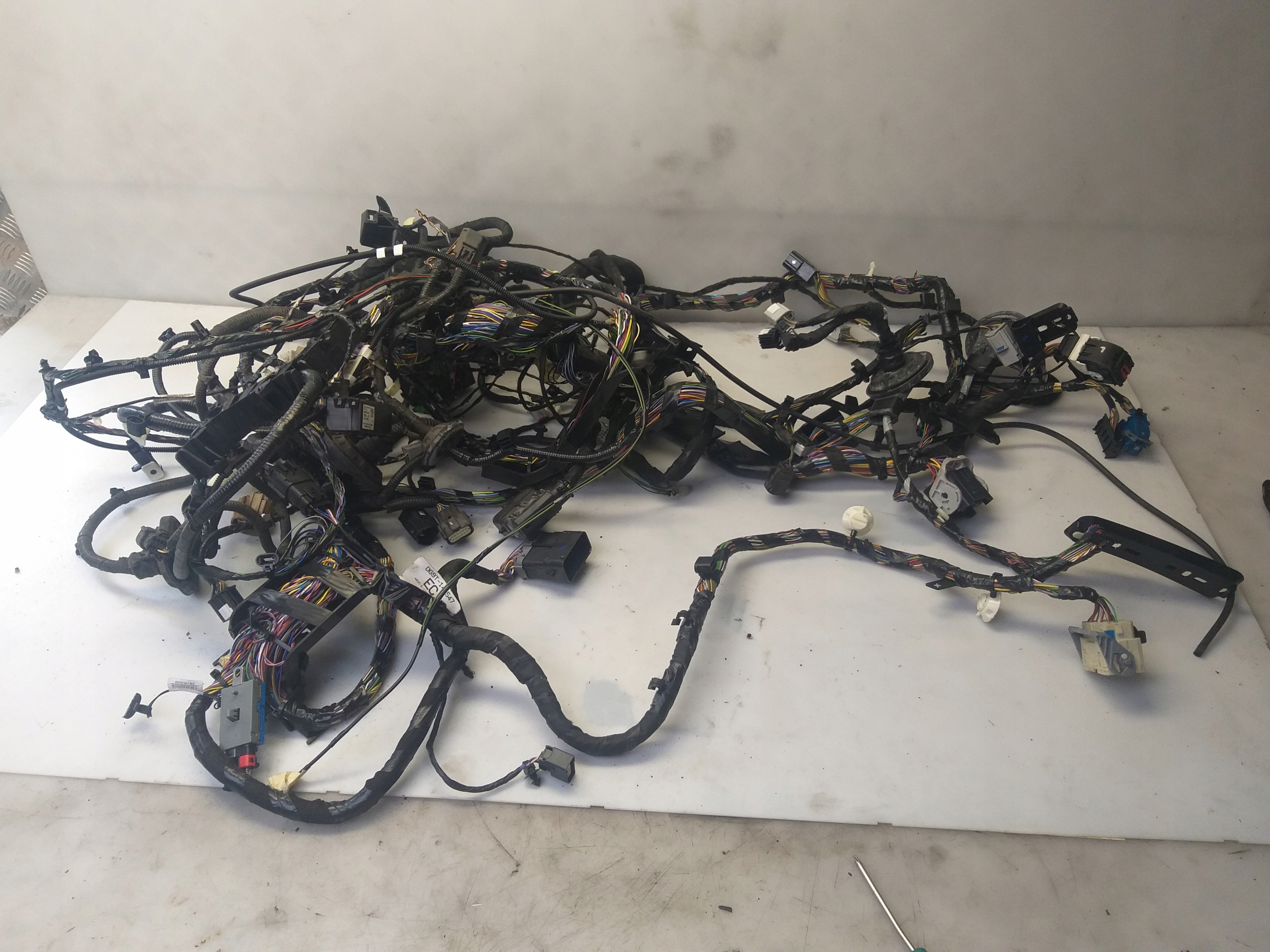 EG9T-14335-BKG - FORD MONDEO MK5 ЖГУТ ПРОВОДОВ САЛОНА УНИВЕРСАЛ УСТАНОВКА