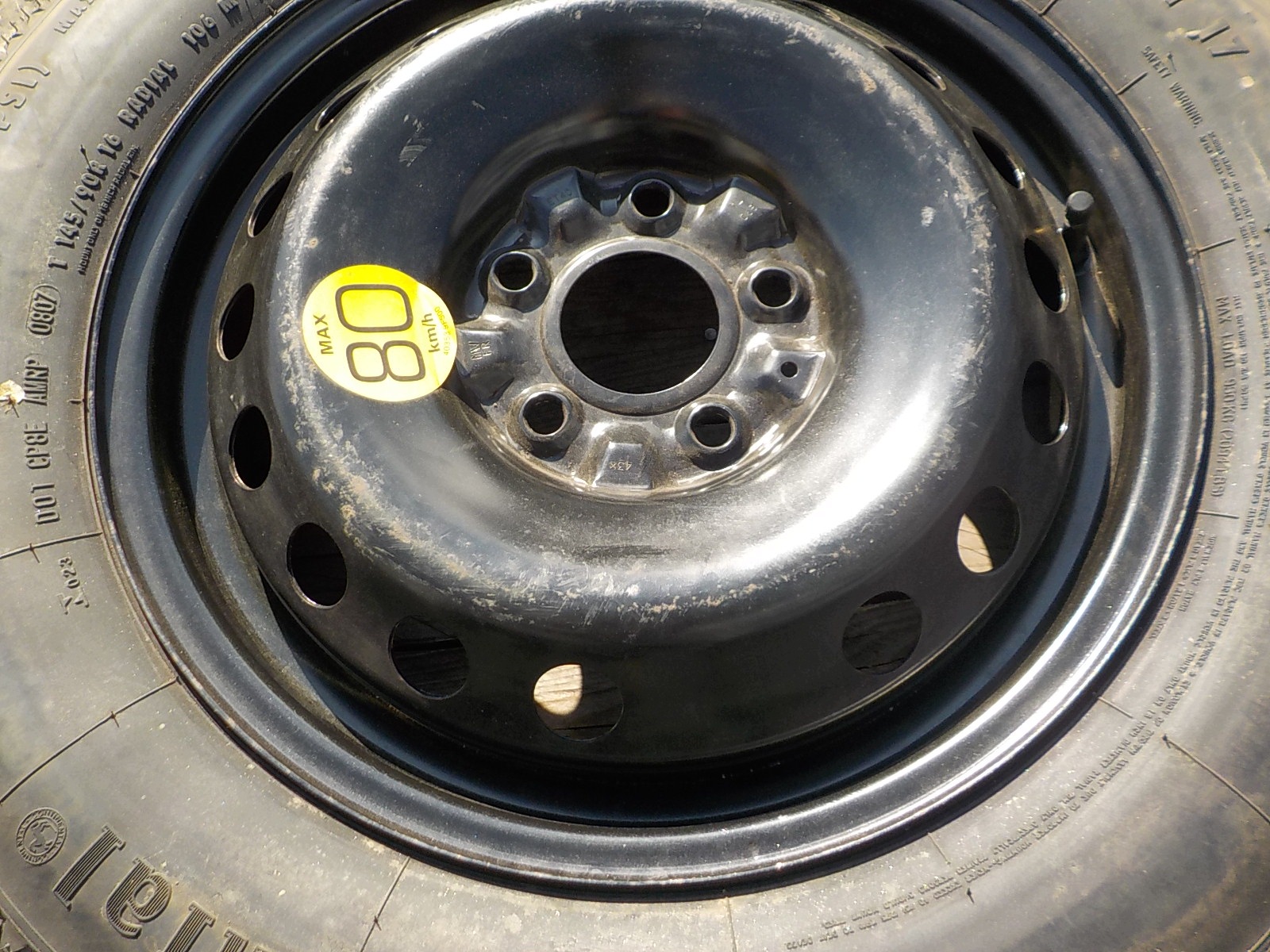 NISSAN QASHQAI a J10 JUKE dojazdovka R16 5x114.3 145/90/16