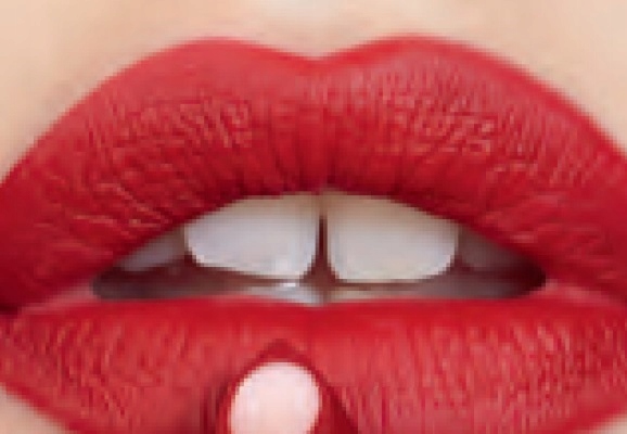 

Avon Matowa szminka hialuronowy Hydra Siren Red