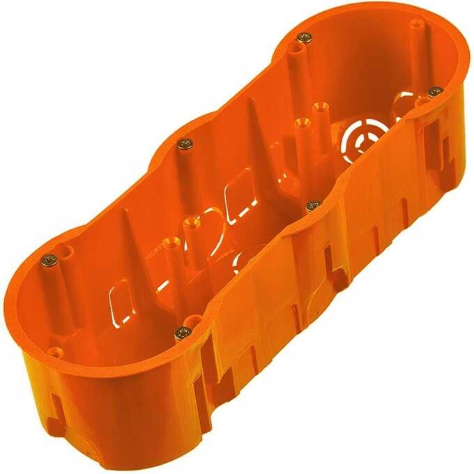 

Puszka Elektryczna Podtynkowa Potrójna 60mm