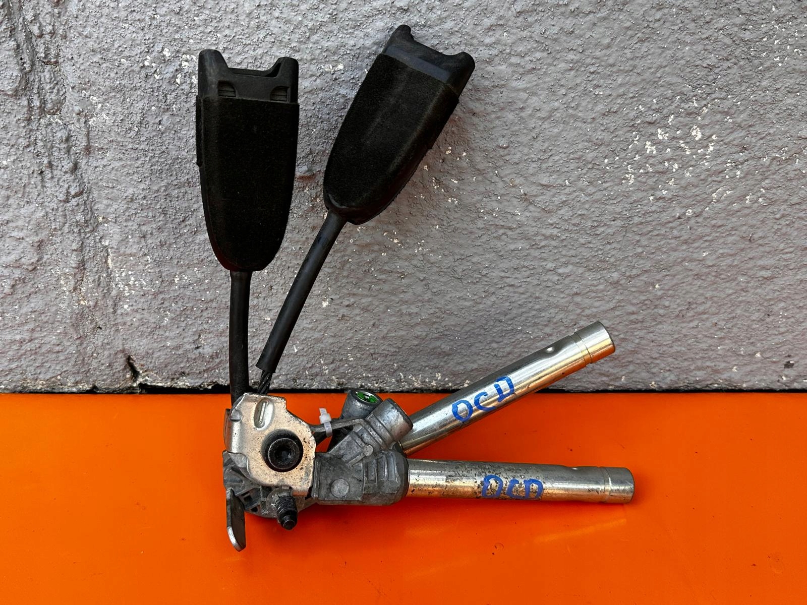 opel CORSA d РЕСТАЙЛИНГ ремней правый левый комплект оригинал