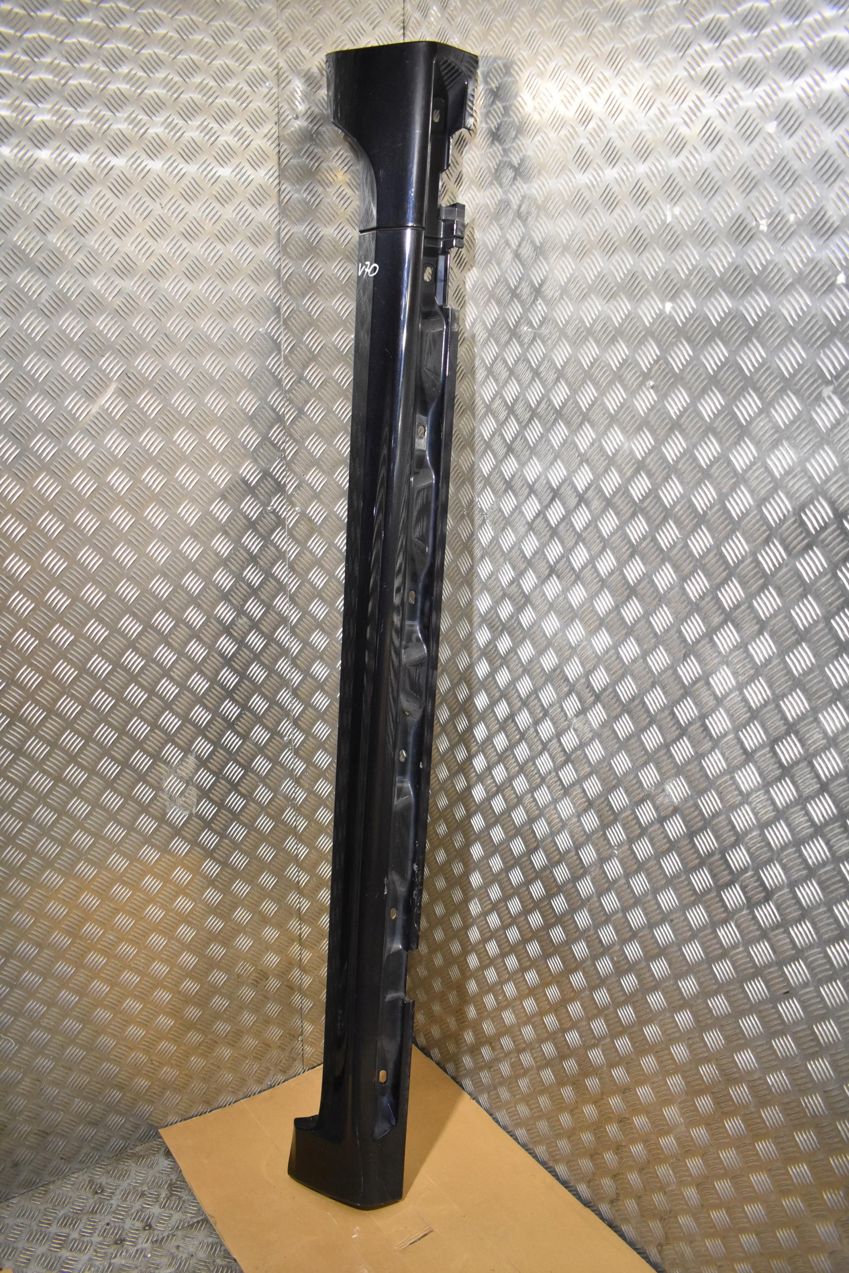 moulding threshold left VOLVO V70 1