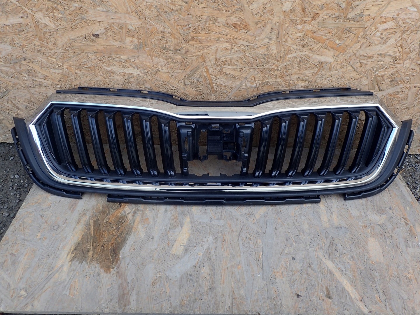 РЕШЁТКА РЕШЕТКА РАДИАТОРА РЕШЕТКА РАДИАТОРА SKODA OCTAVIA 4 IV 5E3 2020-