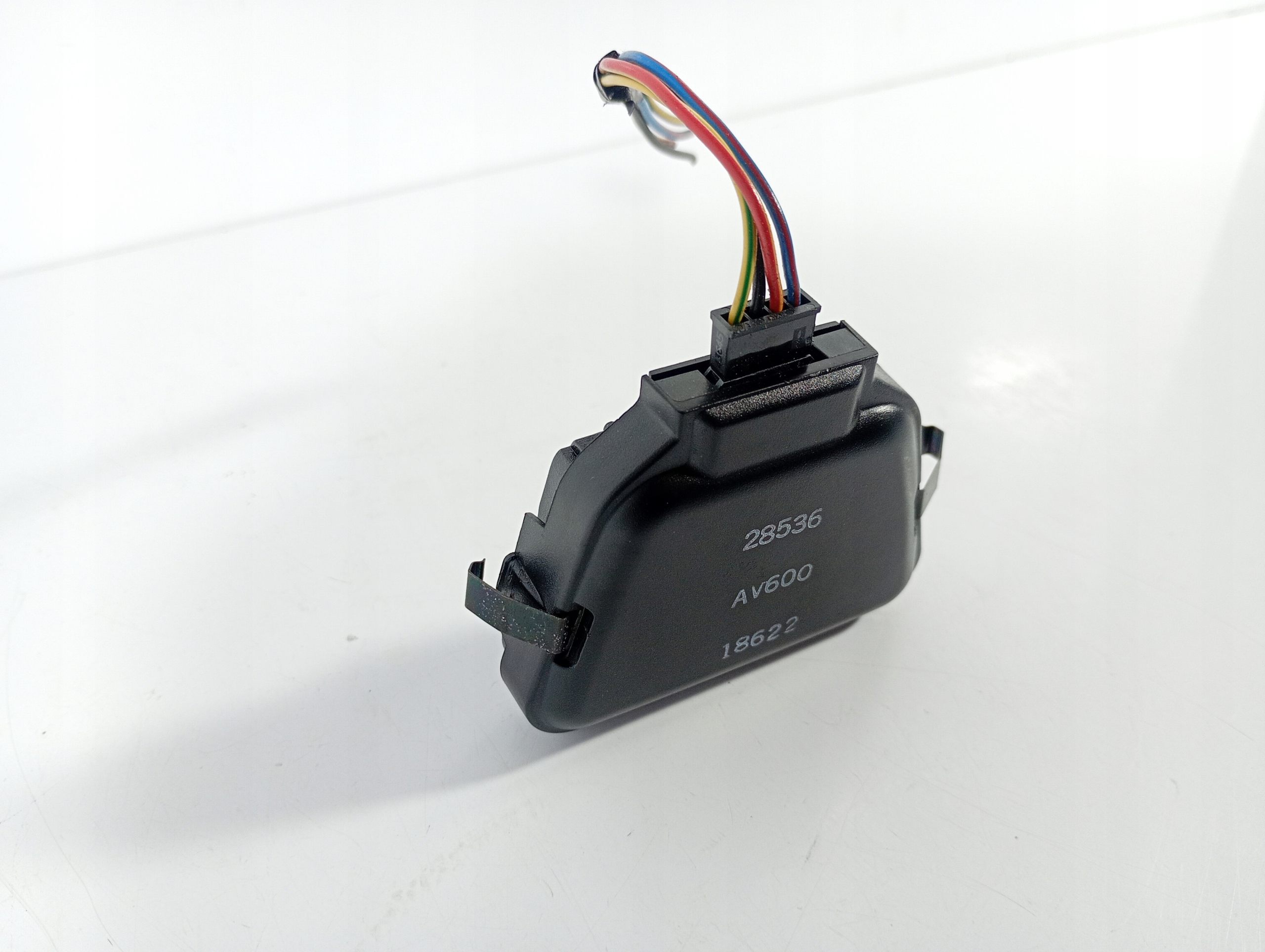 Primera P12 01-07 Sensor SENSOR Regen OE 28536AV600