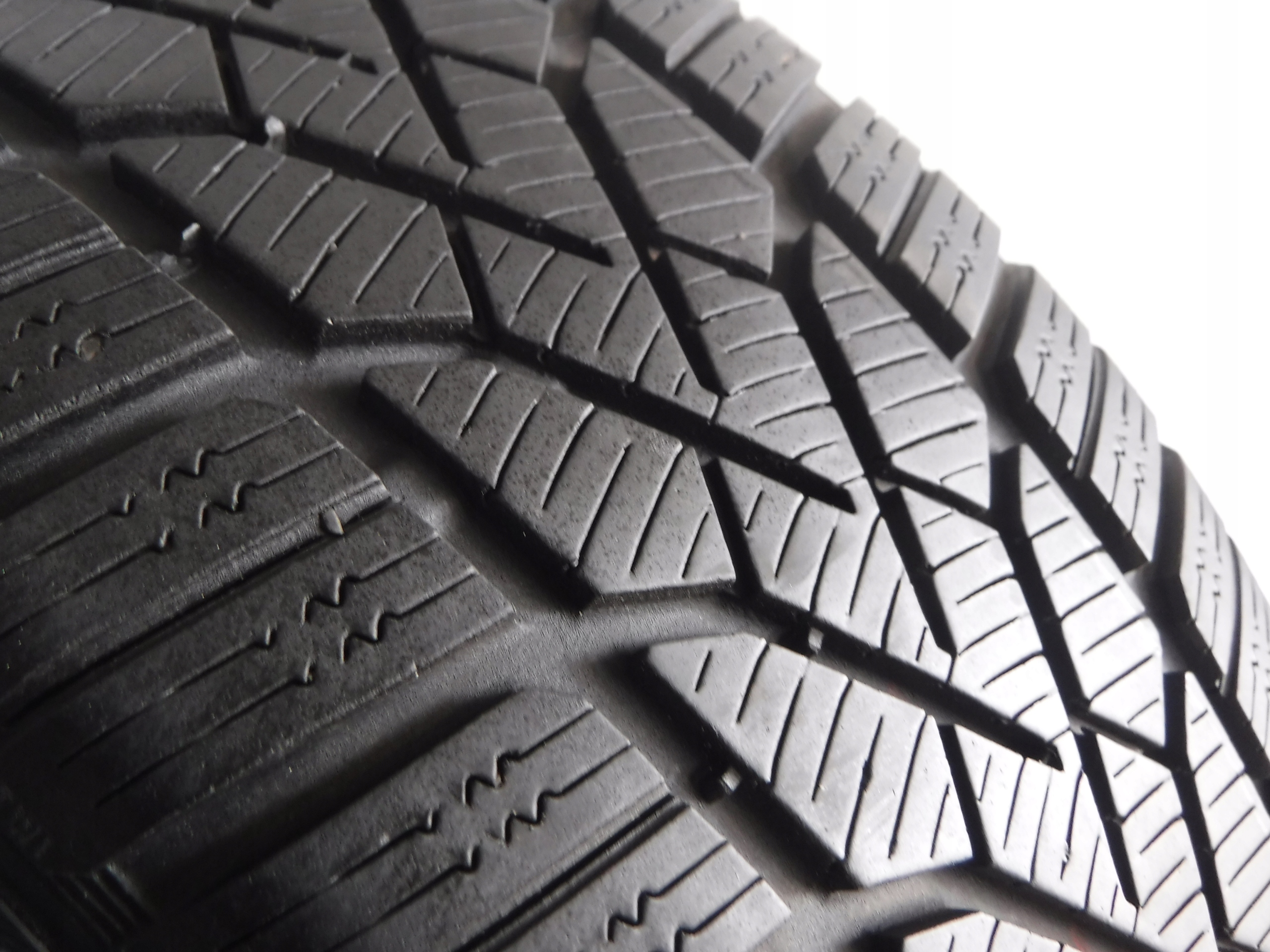 OPONY ZIMOWE SEMPERIT SPEED GRIP 2 185/60/15 88T Szerokość opony 185 mm