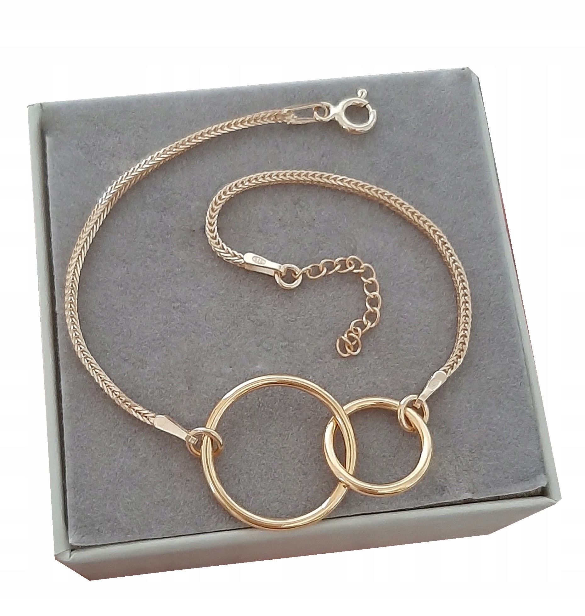 Zlatý náramek s kolečkem celebrity stříbro 925