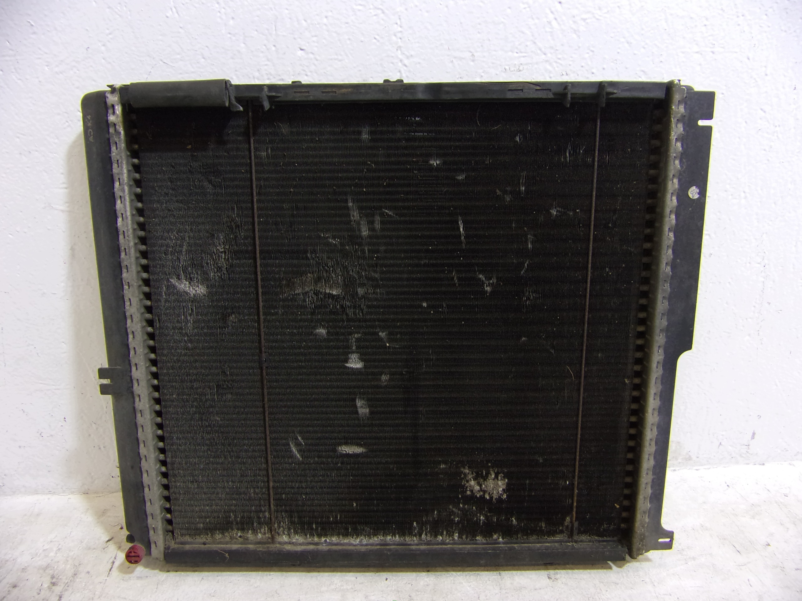 water cooler MERCEDES-BENZ W124 2.0