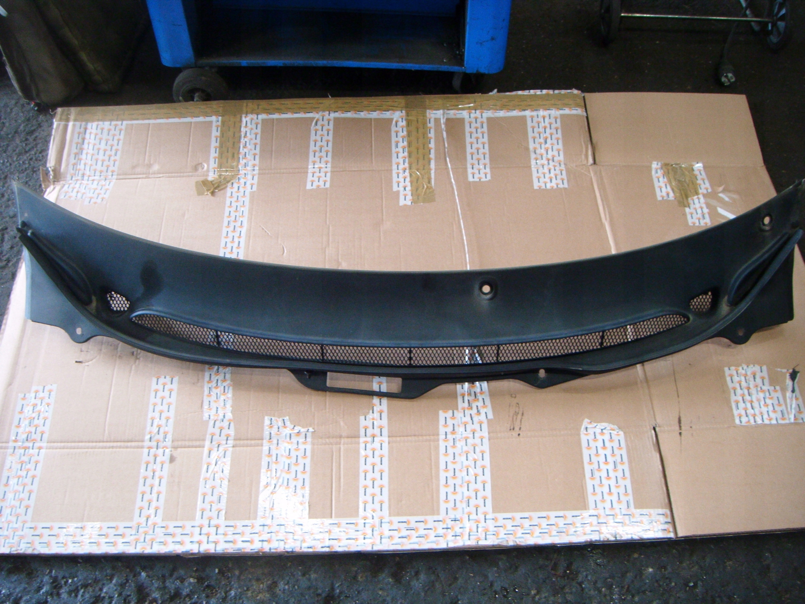 VOLVO V70 II 00-07 PODSZYBIE