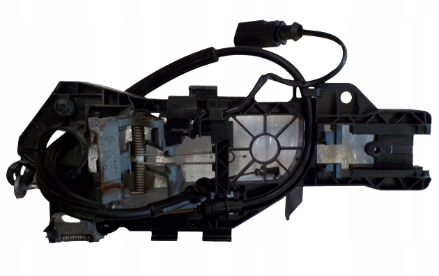 3C8837886 PASSAT CC ПРАВАЯ ПЕРЕДНЯЯ ДВЕРНАЯ РУЧКА