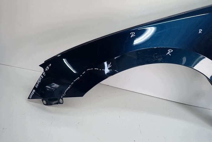 SKODA SUPERB III fender left front front