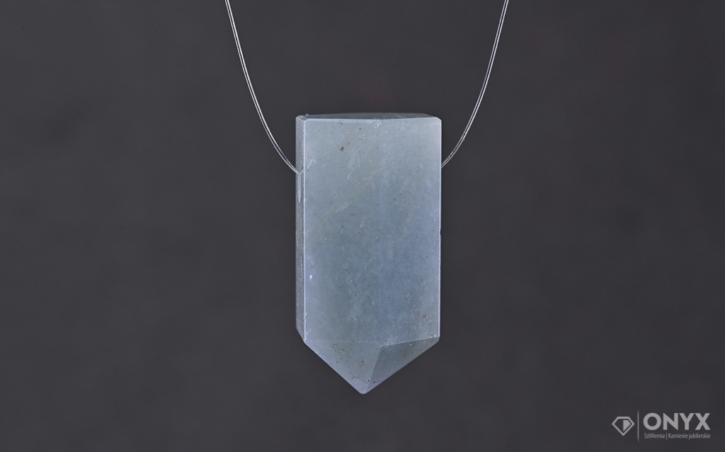 Akvamarín provrtaný fazetovaný křišťál 20x10 m