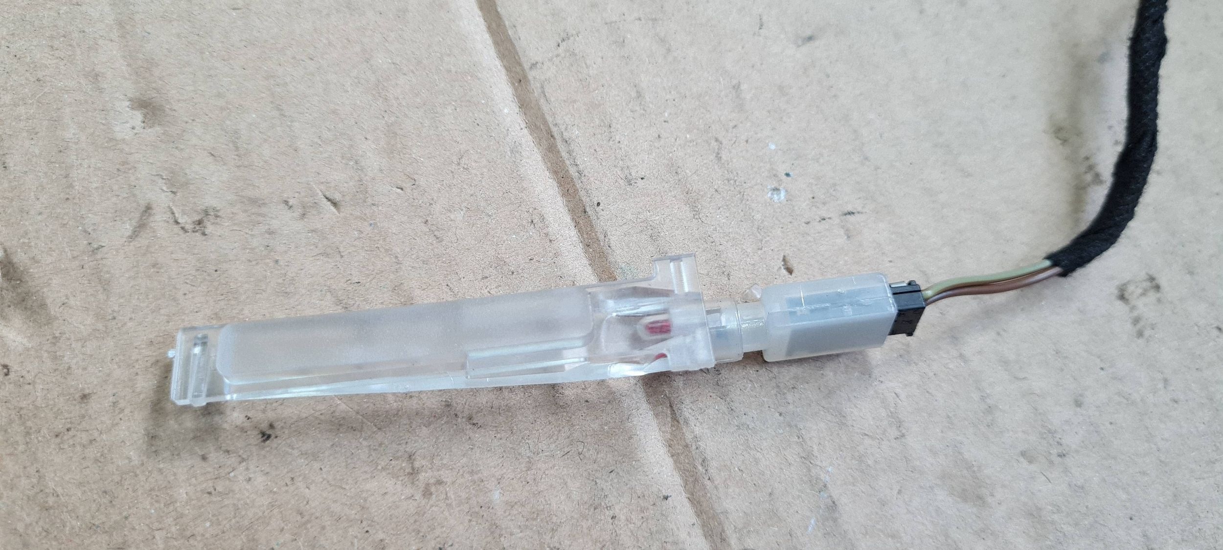 A6 C7 4G LIFT light lighting door connecting spoiler 4D0919063A A7 4G