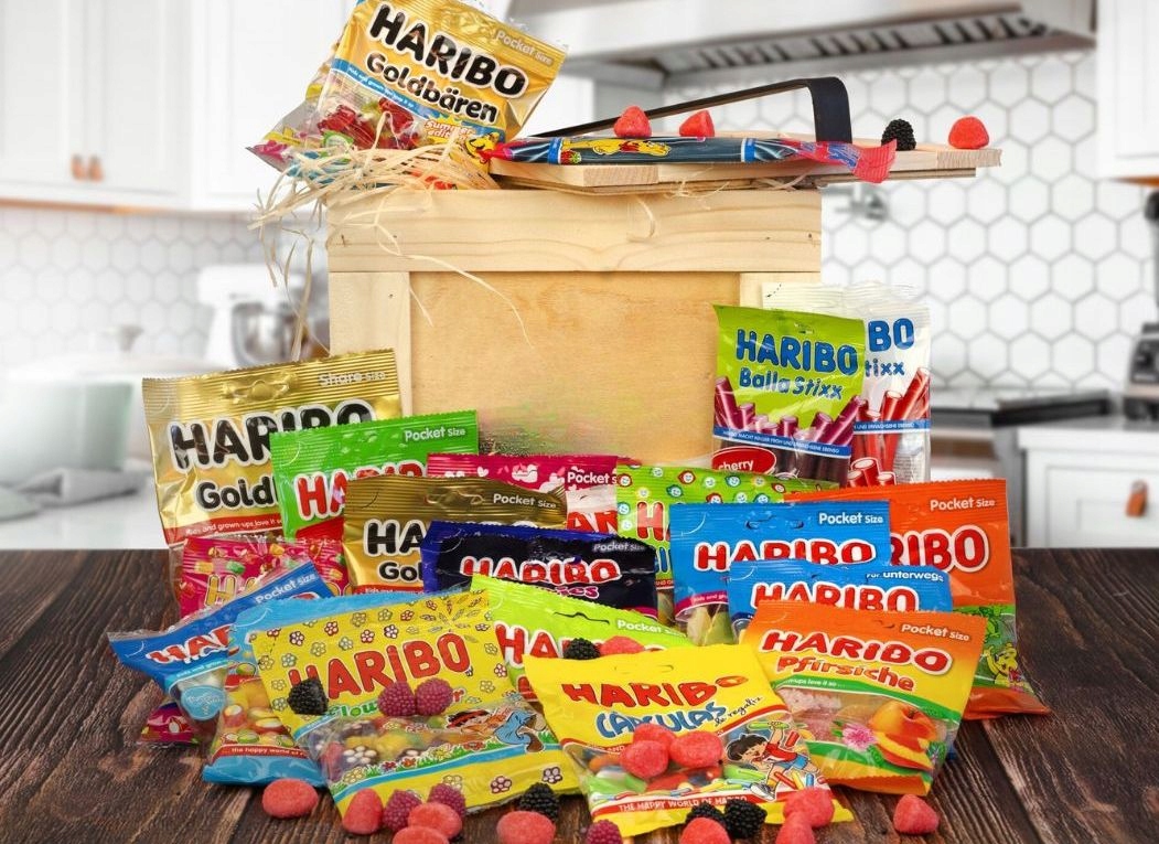 Dárková bedna s Haribo box Svátek na Narozeniny dárek Páčidlo děti